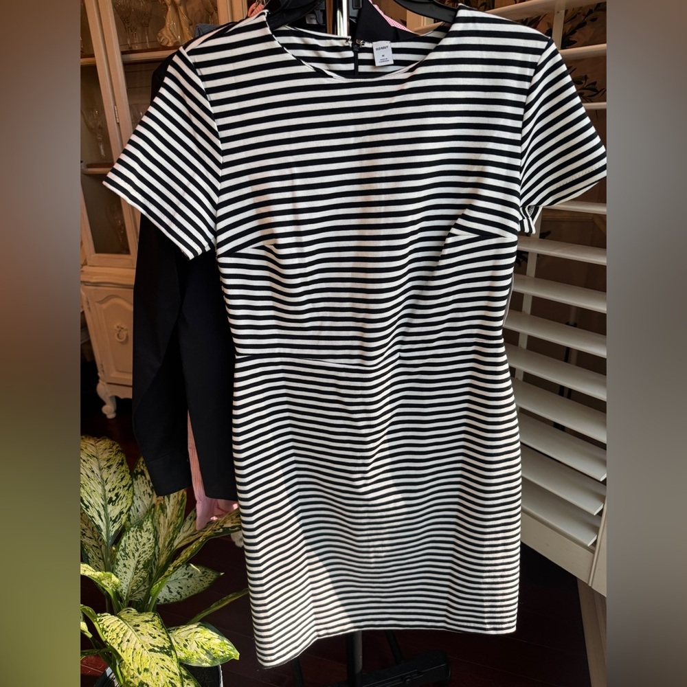 NWT Old Navy Striped Black and White Dress